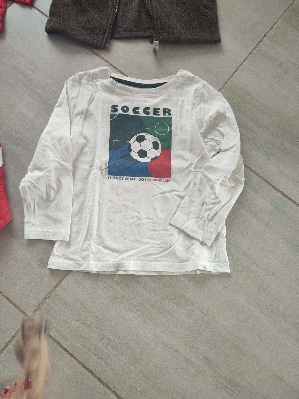 Lot kleding voor jongens van 4 jaar – photo 2